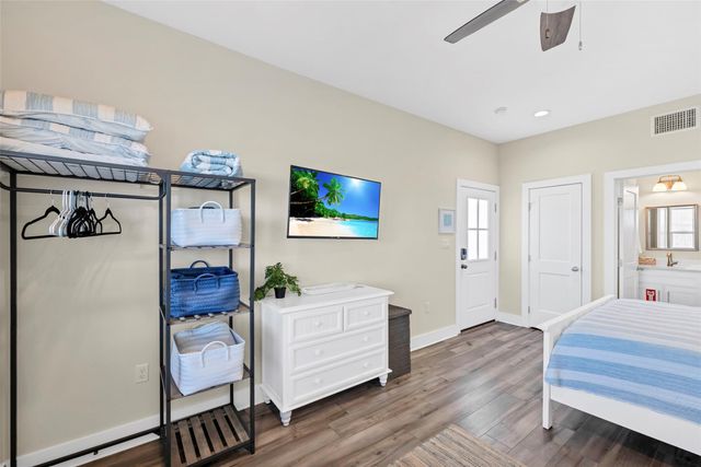 162 La Concha BLVD 10, Port Aransas, TX 78373