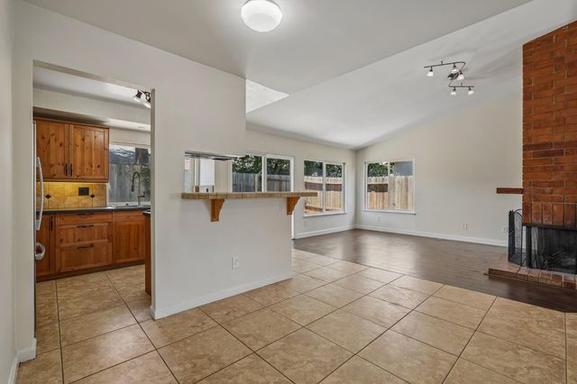 4941 Palm Ave, Sacramento, CA 95841