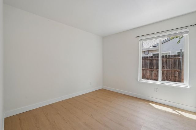 4941 Palm Ave, Sacramento, CA 95841