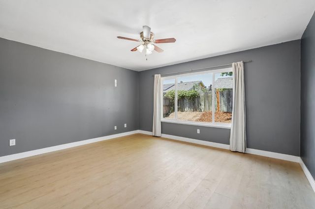 4941 Palm Ave, Sacramento, CA 95841