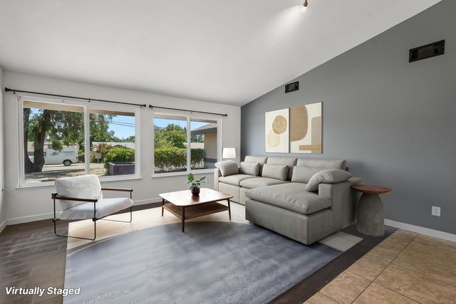 4941 Palm Ave, Sacramento, CA 95841