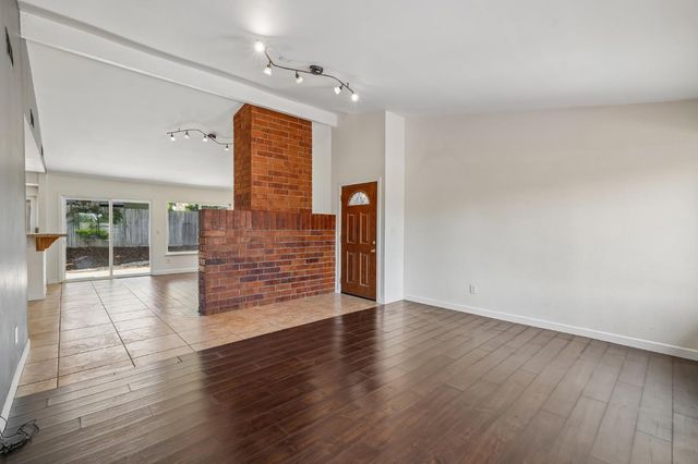 4941 Palm Ave, Sacramento, CA 95841