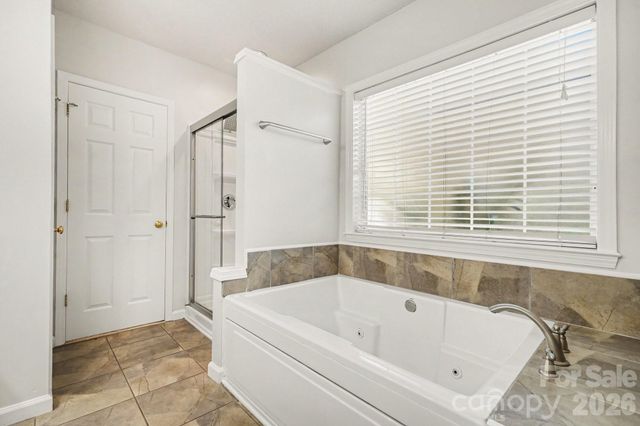 11921 Moonshadow Lane, Huntersville, NC 28078