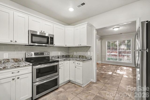 11921 Moonshadow Lane, Huntersville, NC 28078