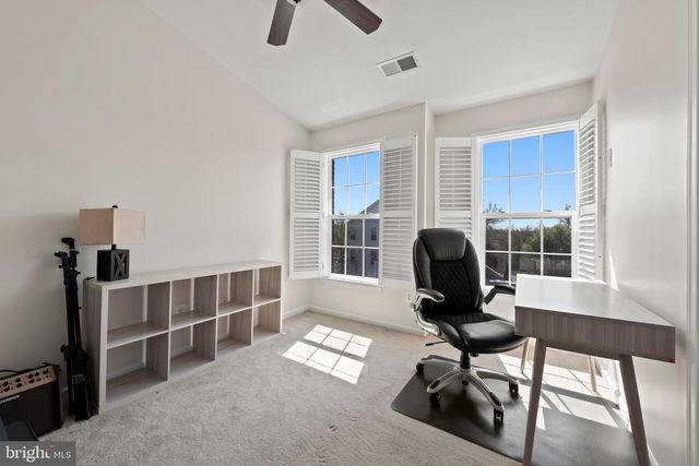 43286 MORVEN SQ, Ashburn, VA 20147