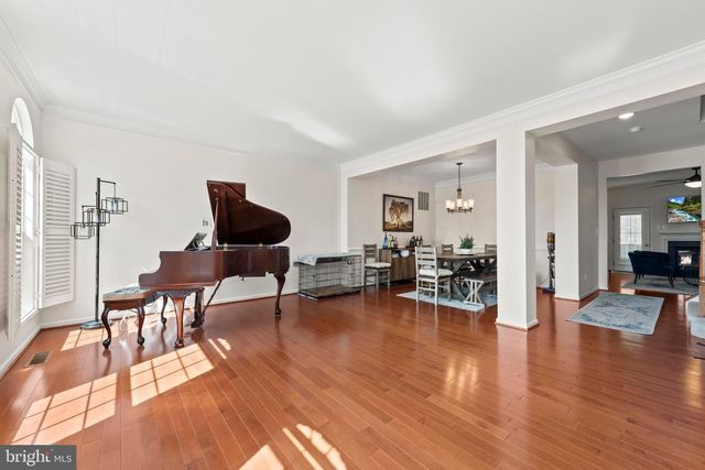 43286 MORVEN SQ, Ashburn, VA 20147