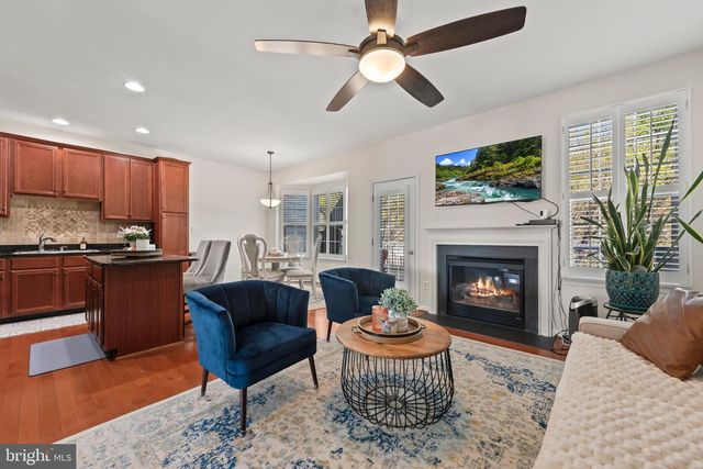 43286 MORVEN SQ, Ashburn, VA 20147