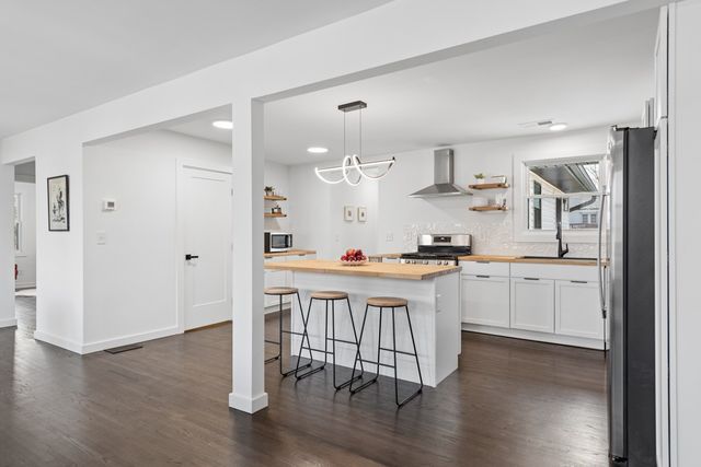 2835 Lakeland Dr, Nashville, TN 37214