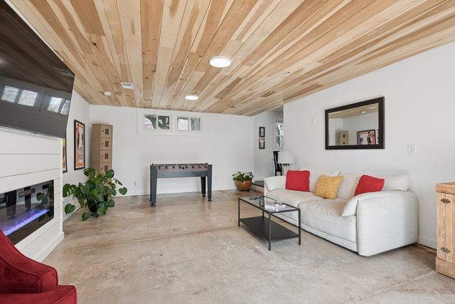 2835 Lakeland Dr, Nashville, TN 37214