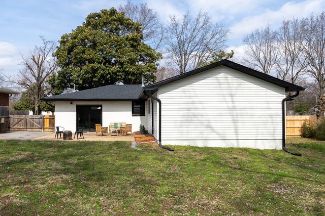 2835 Lakeland Dr, Nashville, TN 37214