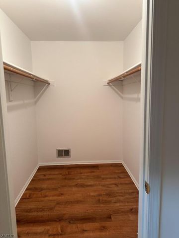 2801 Doolittle Dr, Bridgewater Twp., NJ 08807