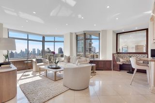 188 E 64th Street # 3302, New York City, NY 10065