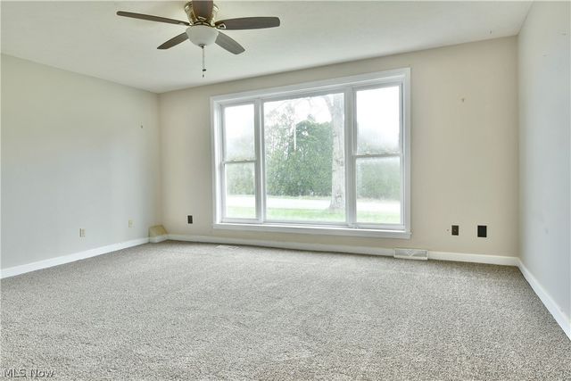 6979 Thompson Clark Road, Bristolville, OH 44402