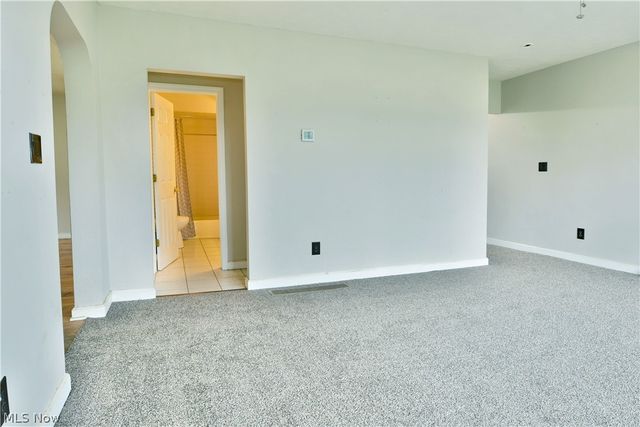 6979 Thompson Clark Road, Bristolville, OH 44402