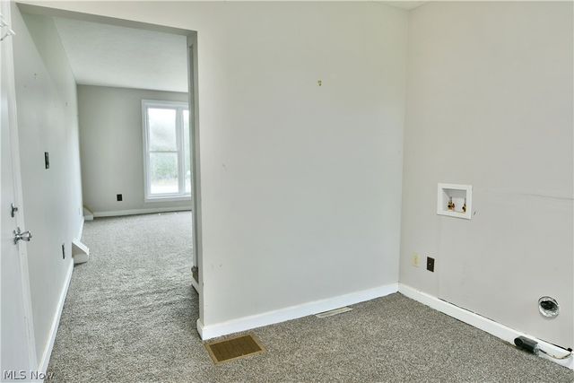 6979 Thompson Clark Road, Bristolville, OH 44402