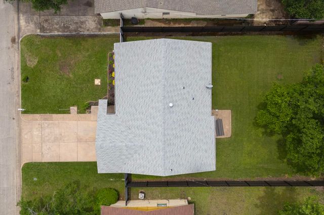 6912 Griggs Street, Forest Hill, TX 76140