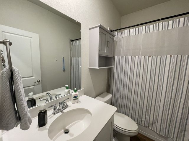 2917 Grizzly Road, Aubrey, TX 76227