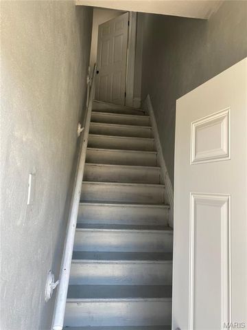 3440 Nebraska Avenue, St Louis, MO 63118