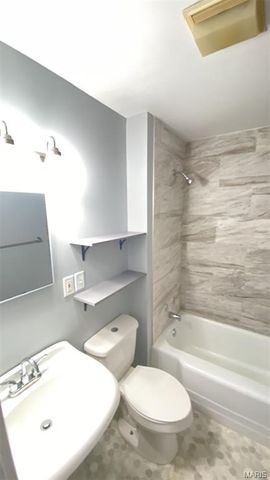 3440 Nebraska Avenue, St Louis, MO 63118