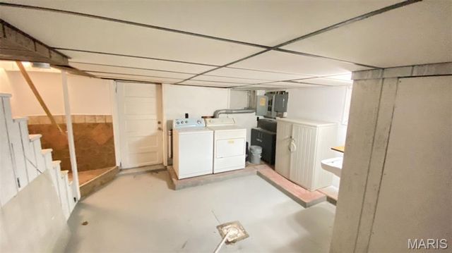 3440 Nebraska Avenue, St Louis, MO 63118