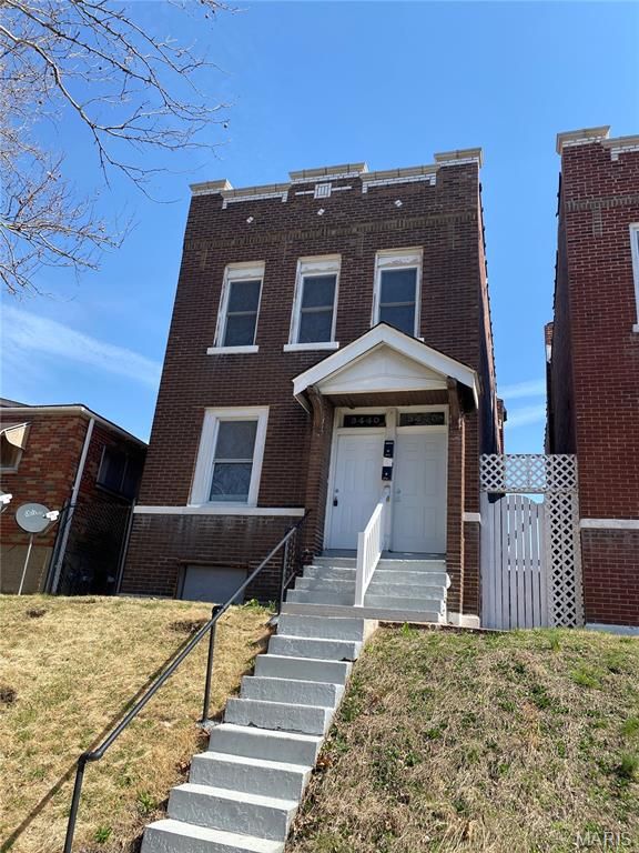 3440 Nebraska Avenue, St Louis, MO 63118