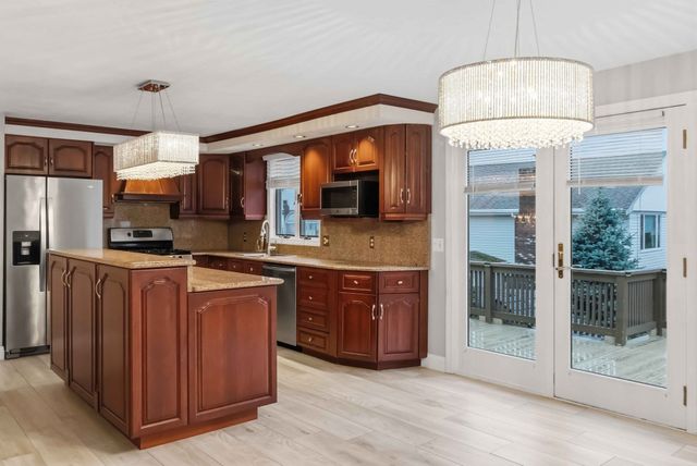 27 Carr Rd 1, Saugus, MA 01906