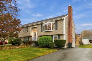 27 Carr Rd 1, Saugus, MA 01906