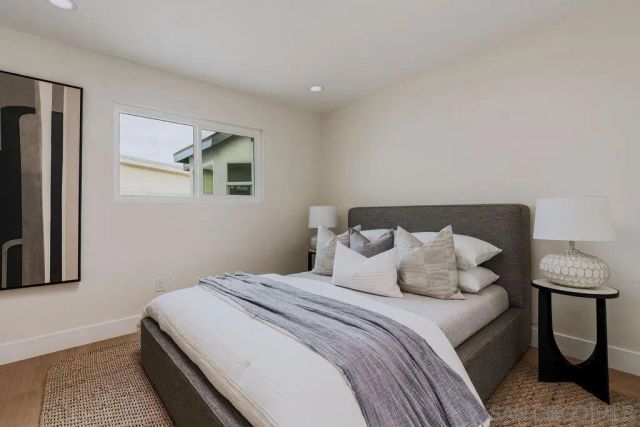 5524 Norwich St, San Diego, CA 92117