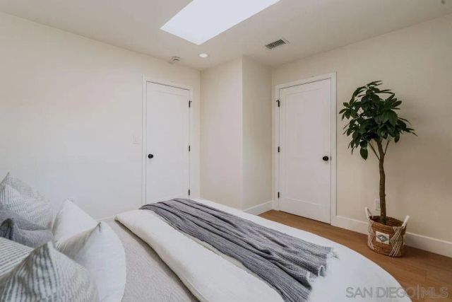 5524 Norwich St, San Diego, CA 92117