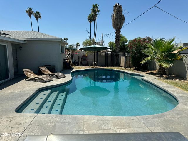 3317 W LAUREL Lane, Phoenix, AZ 85029
