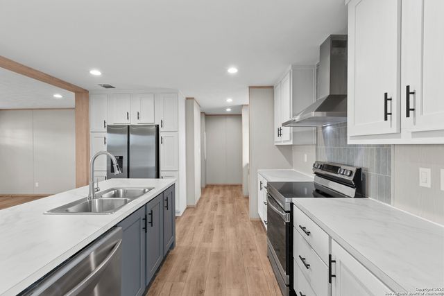 2284 Stevens Rd, Somerset, TX 78069