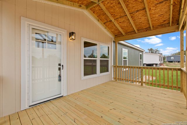 2284 Stevens Rd, Somerset, TX 78069