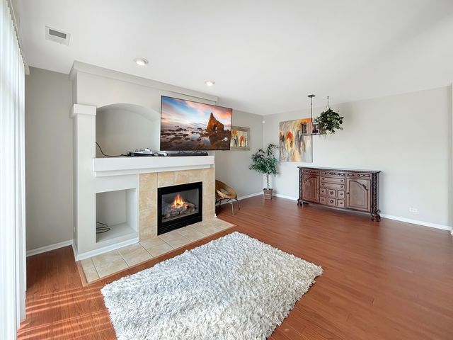 2948 Concord Lane, Wadsworth, IL 60083