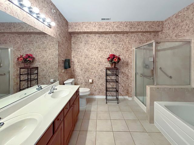 2948 Concord Lane, Wadsworth, IL 60083