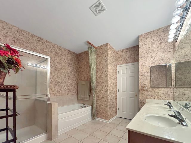 2948 Concord Lane, Wadsworth, IL 60083