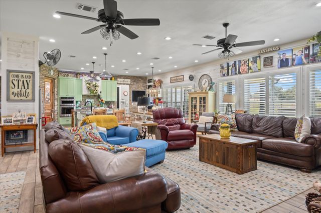 965 County Road 223, Stephenville, TX 76401