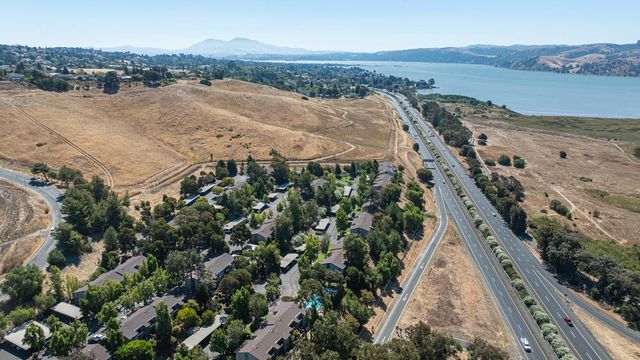 900 Cambridge Drive 56, Benicia, CA 94510