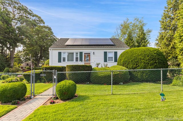 11 Brook Road, Port Chester, NY 10573