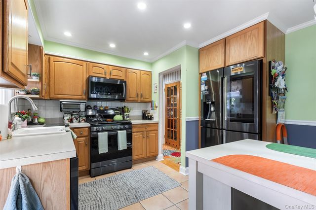 11 Brook Road, Port Chester, NY 10573