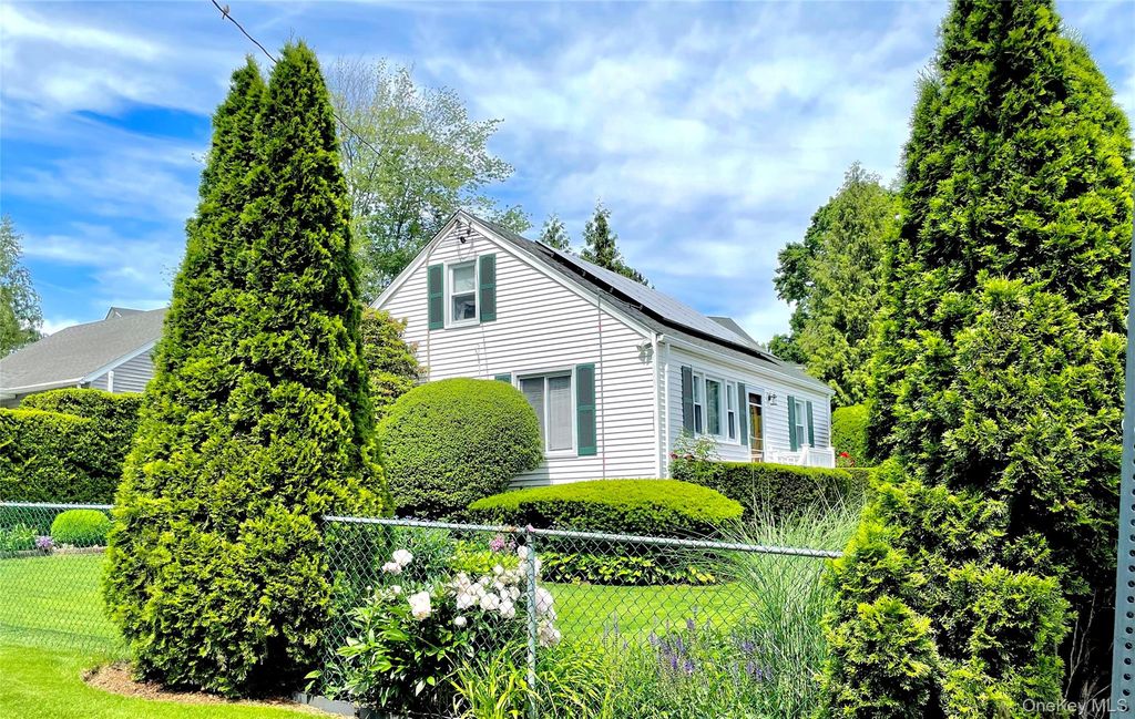 11 Brook Road, Port Chester, NY 10573