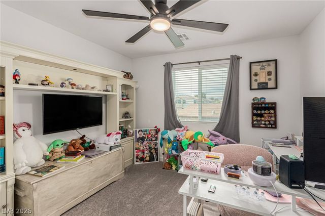 1880 Arcadian King Sun Street, Las Vegas, NV 89106