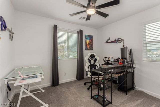 1880 Arcadian King Sun Street, Las Vegas, NV 89106