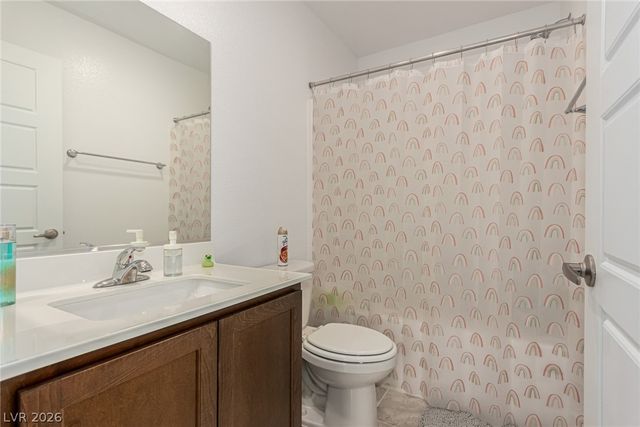 1880 Arcadian King Sun Street, Las Vegas, NV 89106