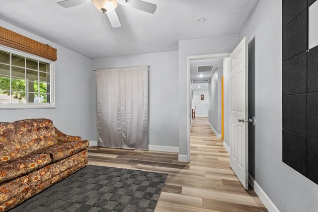 3219 Smathers Way, Carmichael, CA 95608