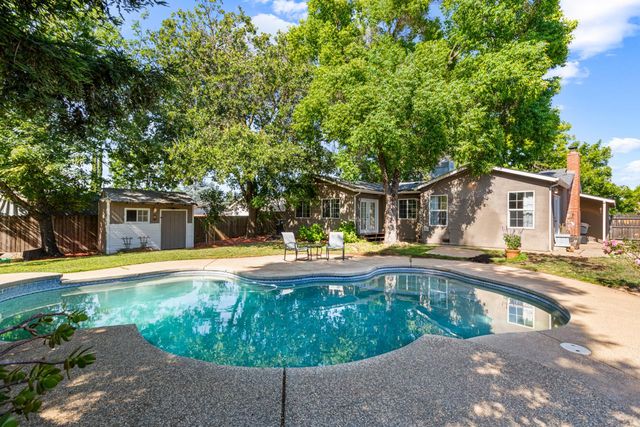 3219 Smathers Way, Carmichael, CA 95608