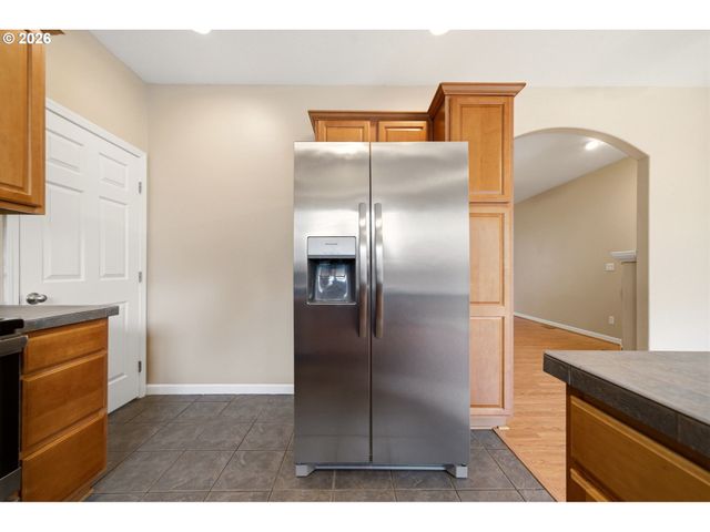 620 Sw Trout Ct, Camas, WA 98607