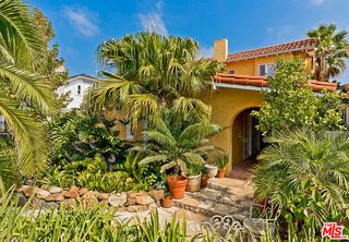 214 S MEDIO Drive, Los Angeles, CA 90049