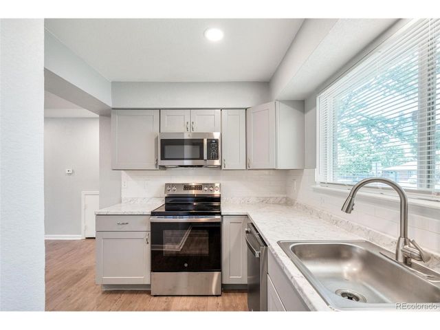 1286 S Troy St, Aurora, CO 80012