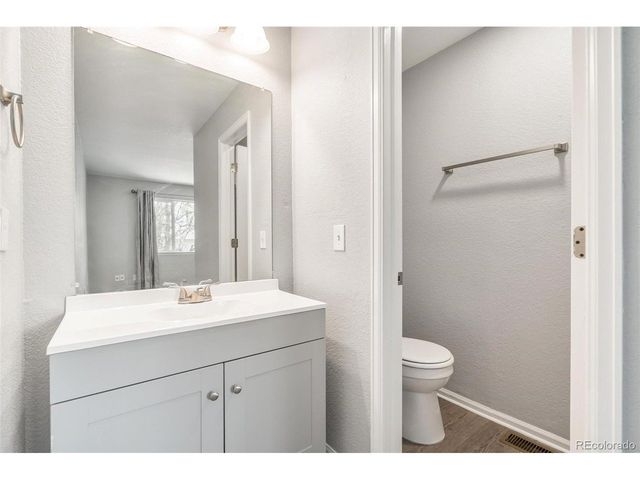 1286 S Troy St, Aurora, CO 80012