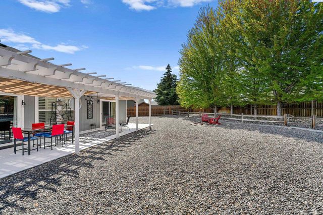 2331 Losino Court, West Richland, WA 99353